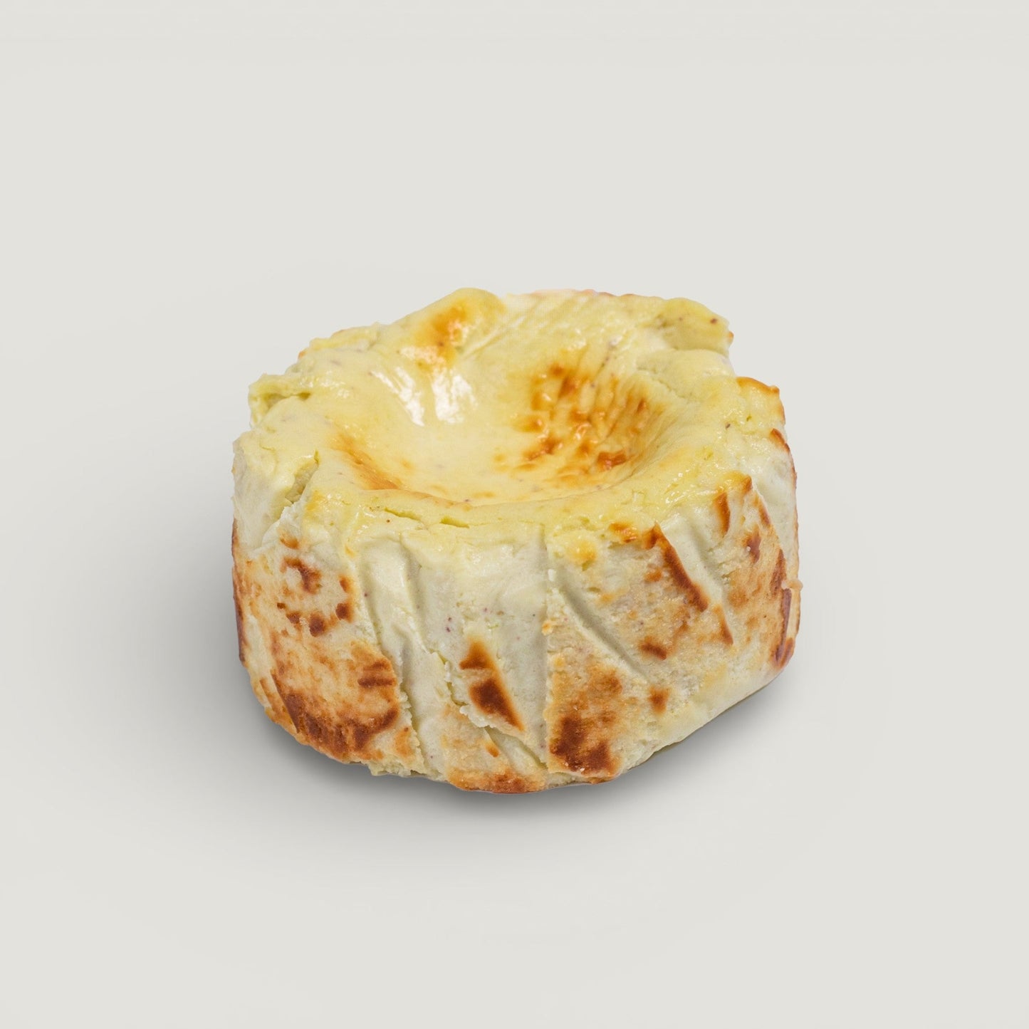 Bento Pistachio Basque Cheesecake